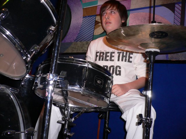 giuseppe con il primo drumset